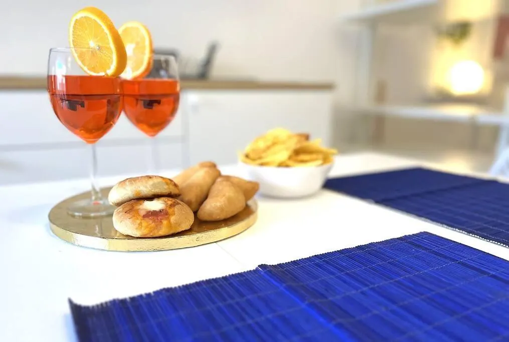 Casa Di Blanca Apartment Bari 0*,  Italy
